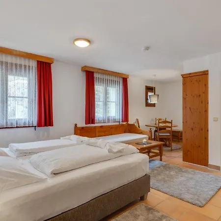 Gemutliches Panorama Ferienapartment Fur 3 In Top Lage Appartement Kanzelhohe